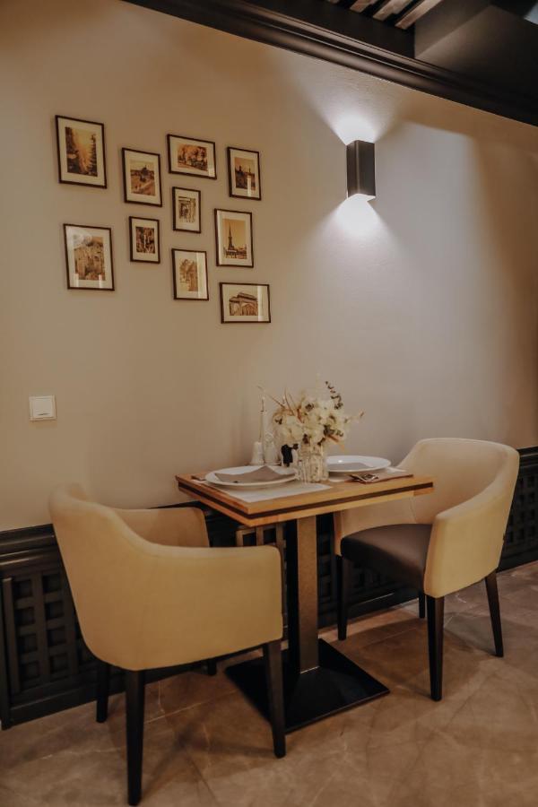 Pensiune Restaurant Capra Neagra مويزي المظهر الخارجي الصورة
