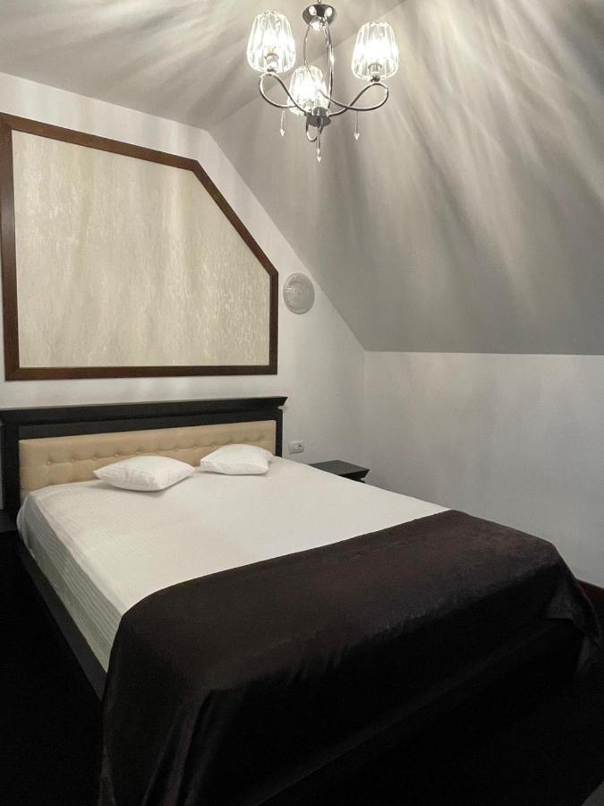 Pensiune Restaurant Capra Neagra مويزي المظهر الخارجي الصورة